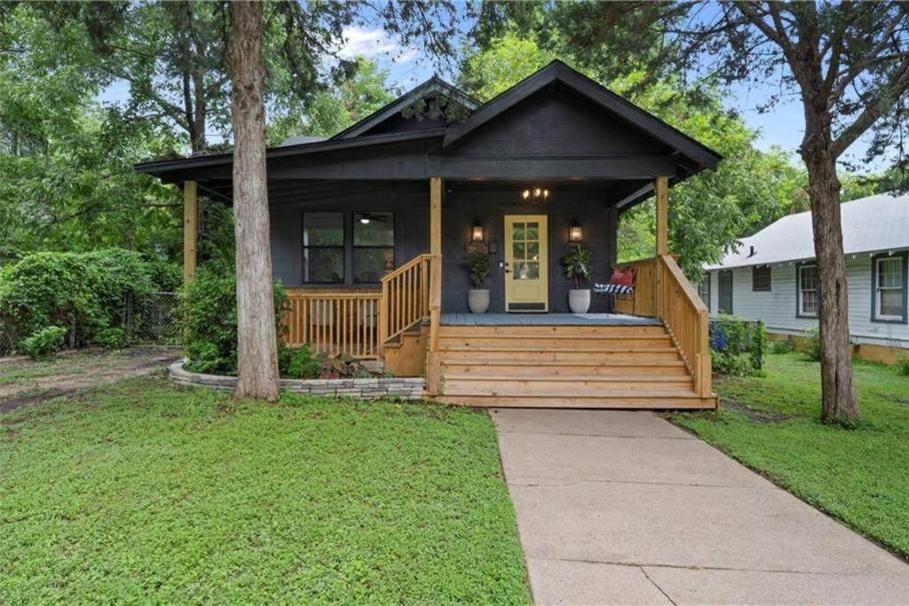 The Pinewood House Villa Waco Exterior photo