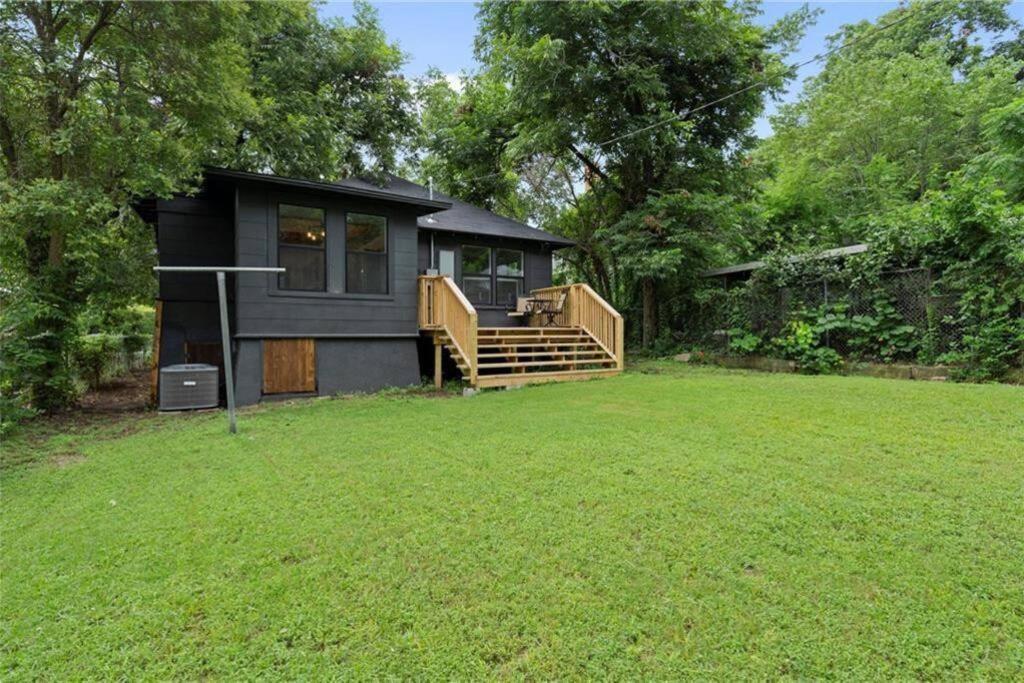 The Pinewood House Villa Waco Exterior photo